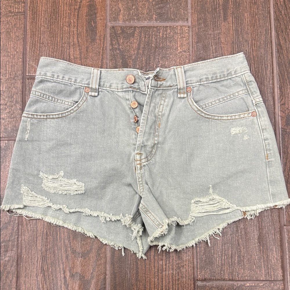 We The Free Light Gray Jean Shorts